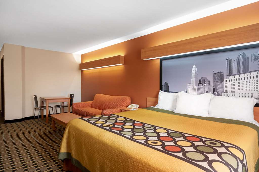Super 8 by Wyndham Columbus West - photo 22