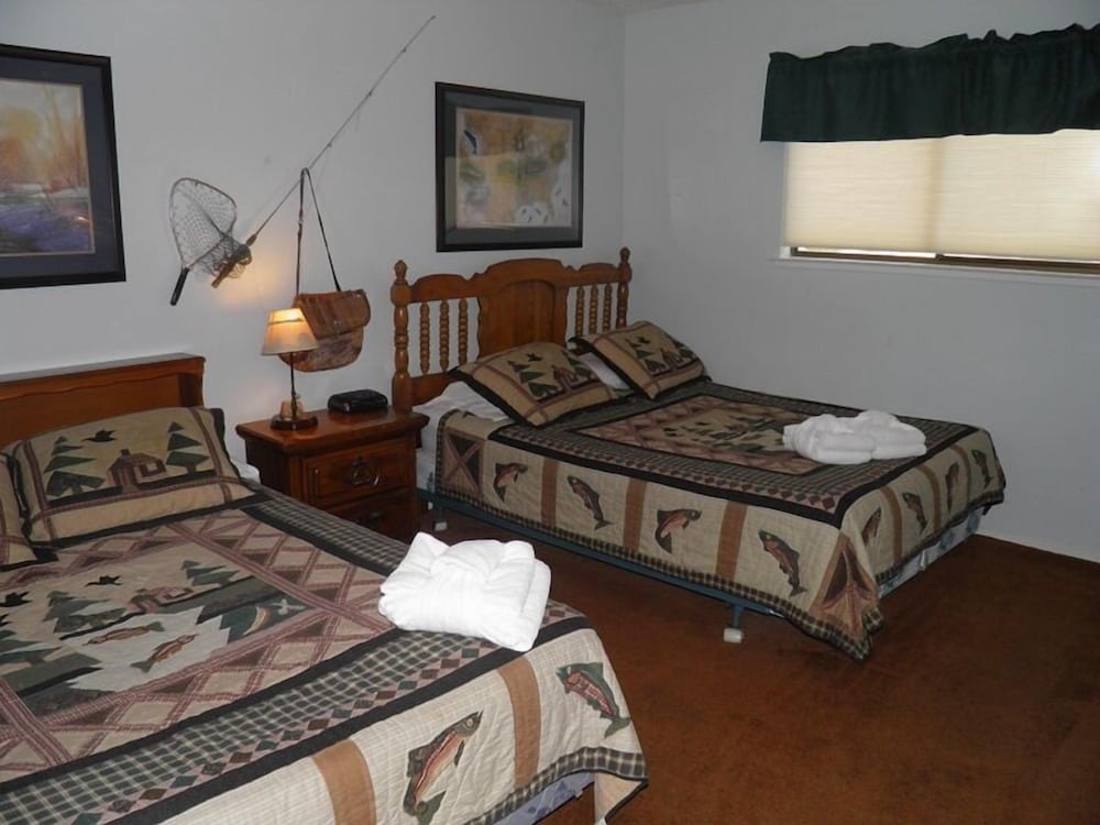 3832 Regina Rd. - photo 5