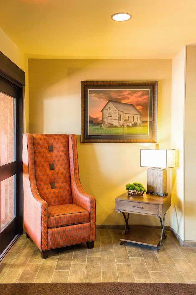 Little Missouri Inn & Suites New Town - photo 6