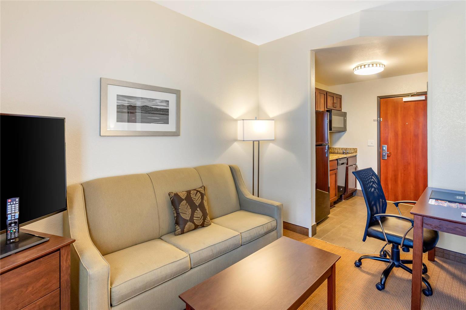 MainStay Suites Near Denver Downtown - photo 9