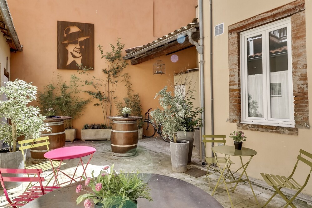Casa Carlos Gardel — Toulouse — photo 3