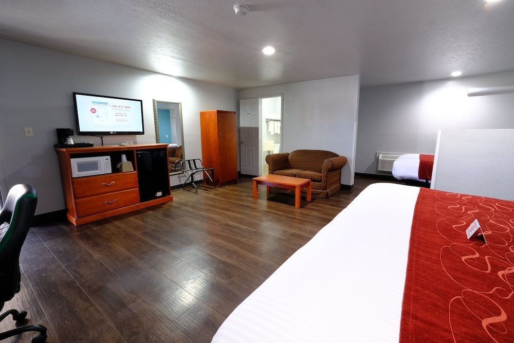 M star Hotel Searcy - photo 6