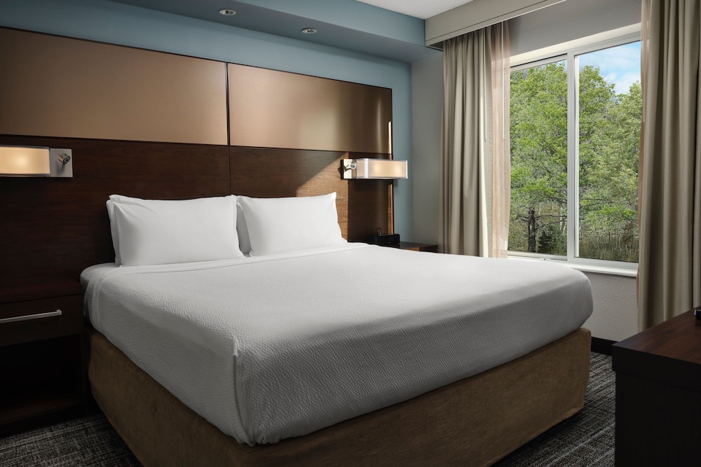 Residence Inn by Marriott Grand Rapids Airport - photo 7