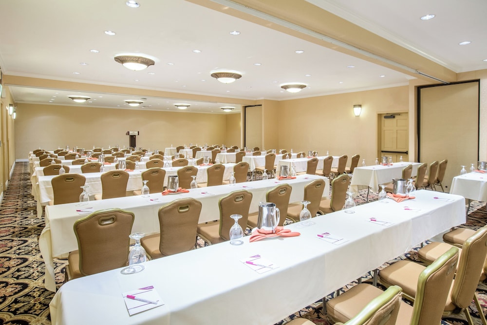 Crowne Plaza San Diego Mission Valley - photo 45