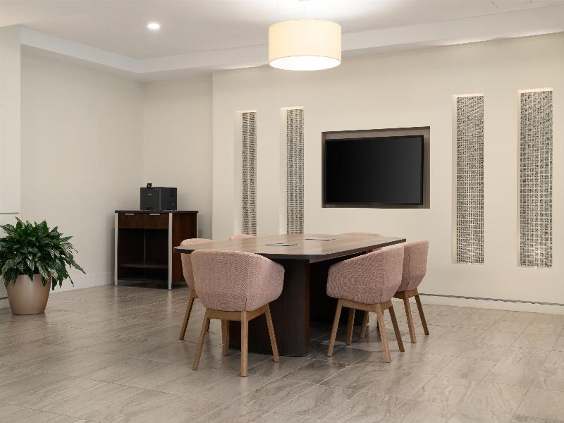 DoubleTree by Hilton Virginia Beach - photo 36