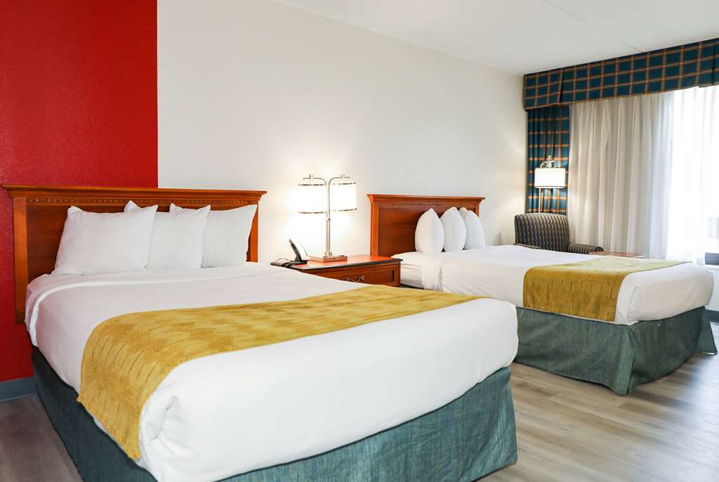 Ramada by Wyndham Cumberland Downtown - photo 18