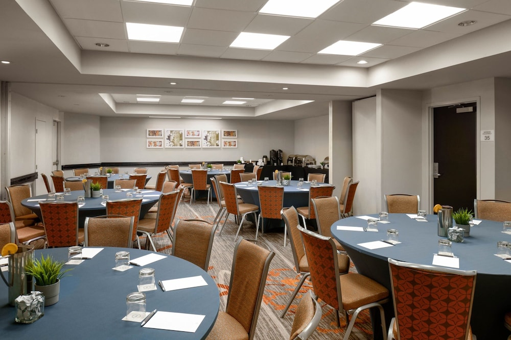 Sheraton Suites Orlando Airport - photo 42