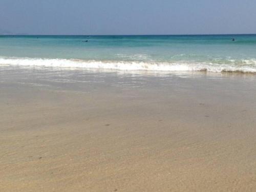 Sun Sea 白浜大浜海水浴場 コンビニ徒歩1分 in Shimoda, Japan