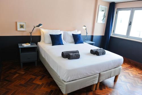 Prosecco Lifestyle in Lisbon by Misha's Place 4B — 4-Star Luxury Hotel in Lisbon, Portugal
