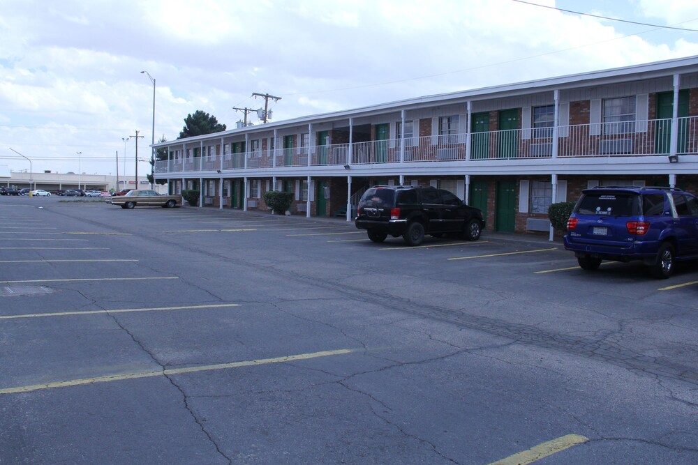 SuperLodge Motel - photo 56