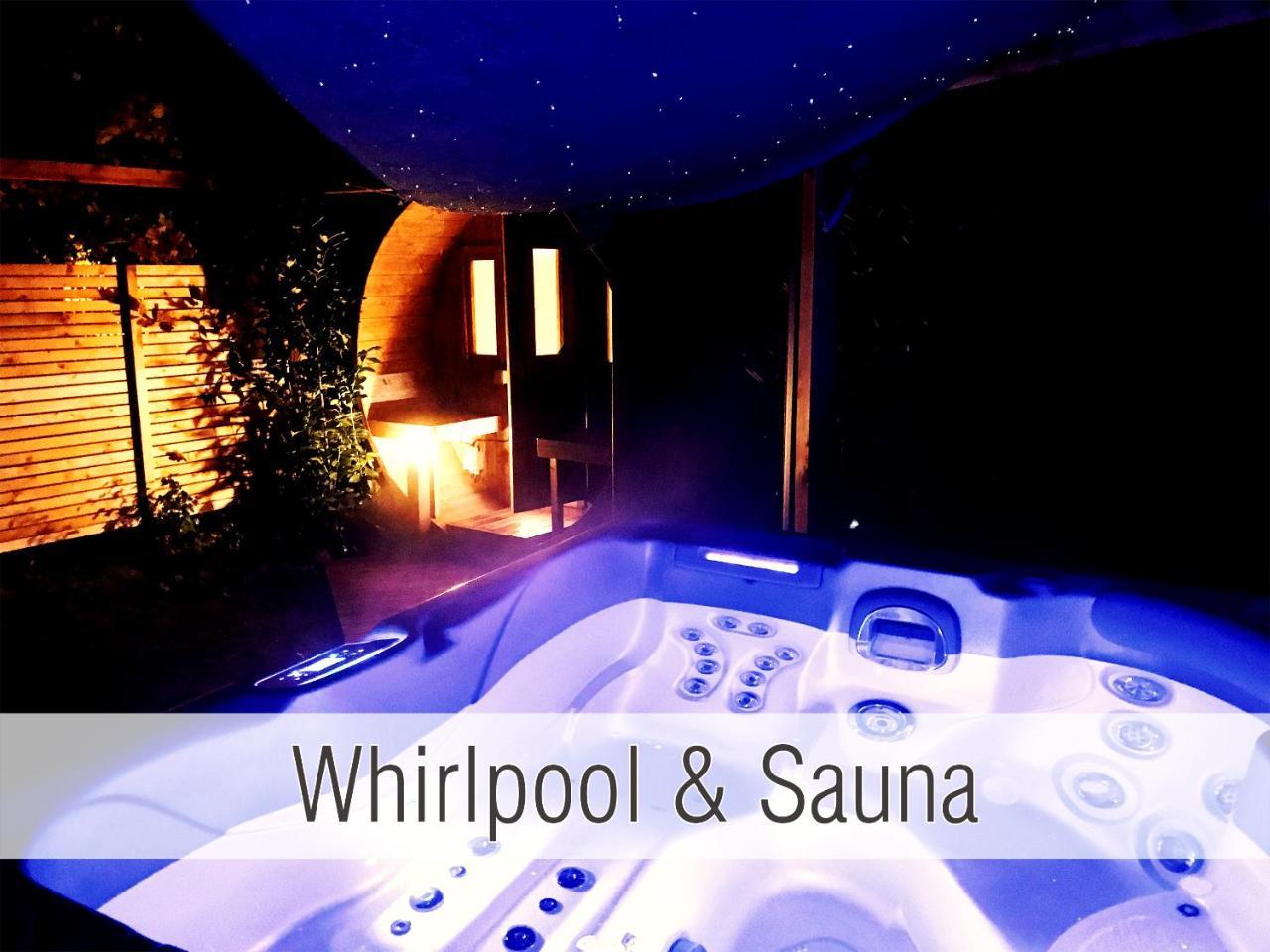 Hutte41 Ganze Hutte Nah Am See Mit Privatem Whirlpool Sauna Umzaunt — Waldkirchen