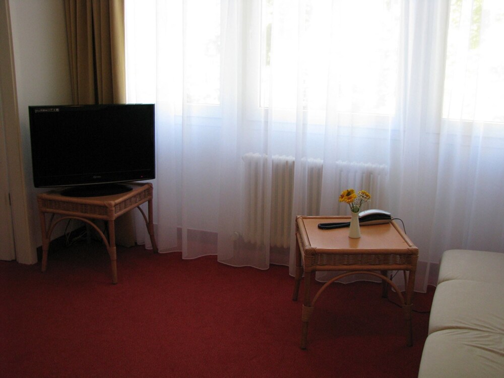 Hotel Haus Bismarck — Berlin — photo 5