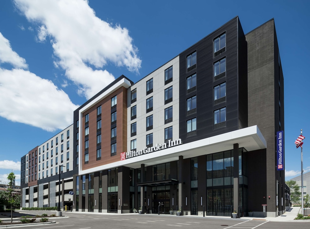 Hilton Garden Inn Madison Downtown - photo 56