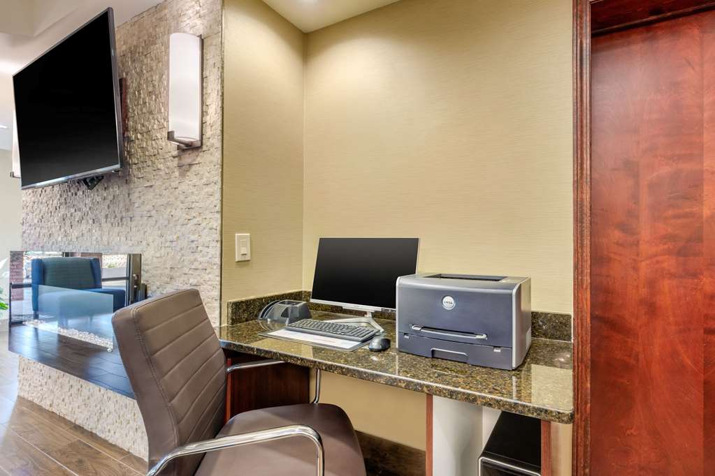Comfort Inn Lenoir City Knoxville - photo 43