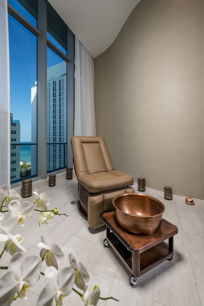 Lyfe Resort & Residences - photo 35
