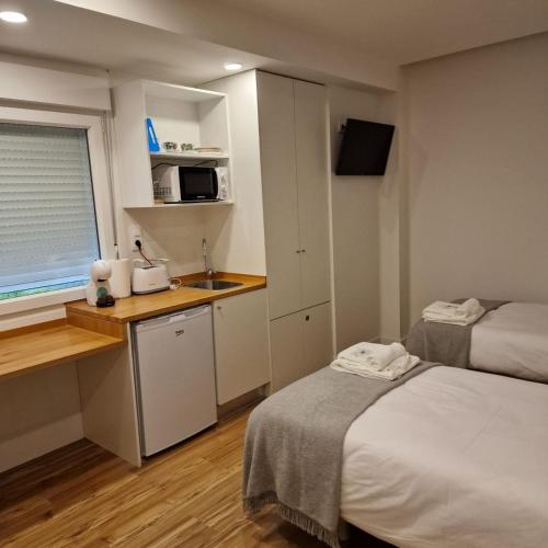 Alojamientos Cando — hotel in Porrino