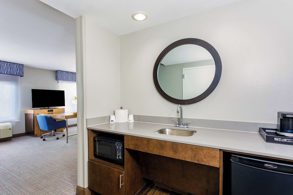 Hampton Inn & Suites Tallahassee I 10 Thomasville Road - photo 12
