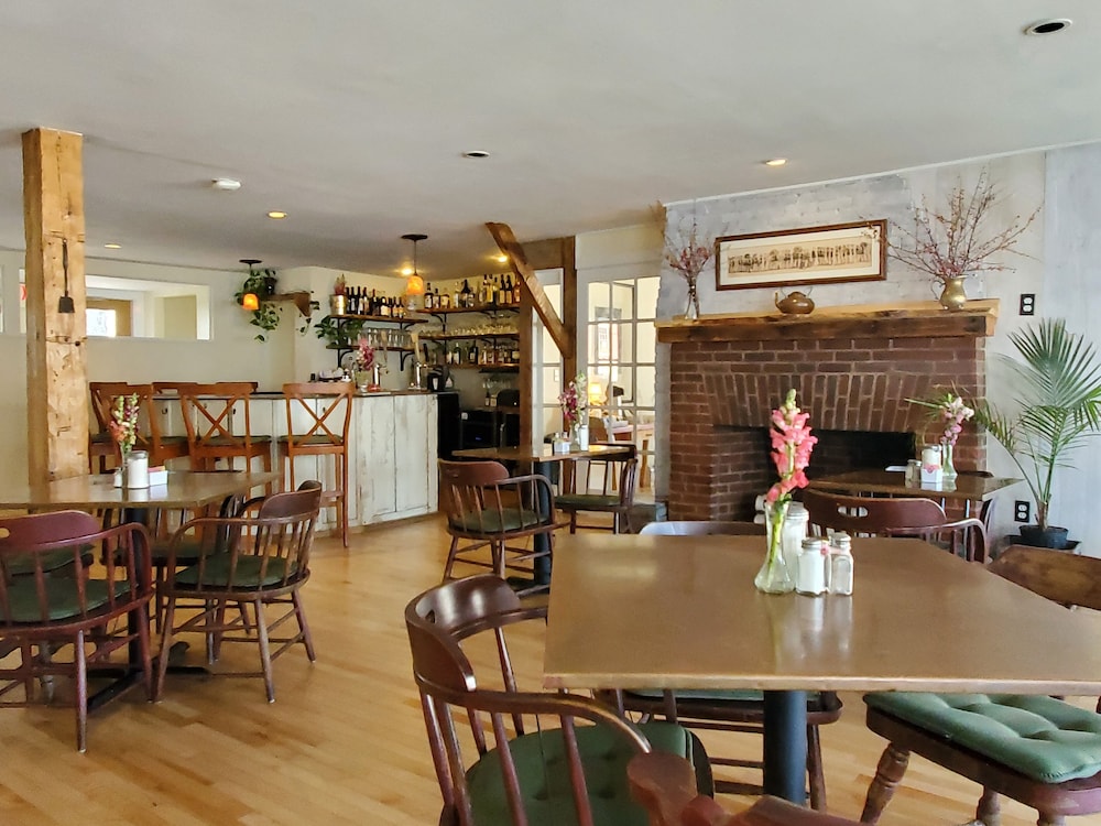 The Cornish Inn - photo 55