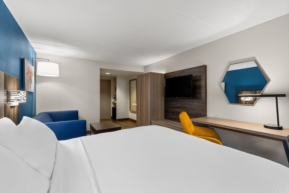Holiday Inn Express Hotel & Suites Danbury I 84 by IHG - photo 24