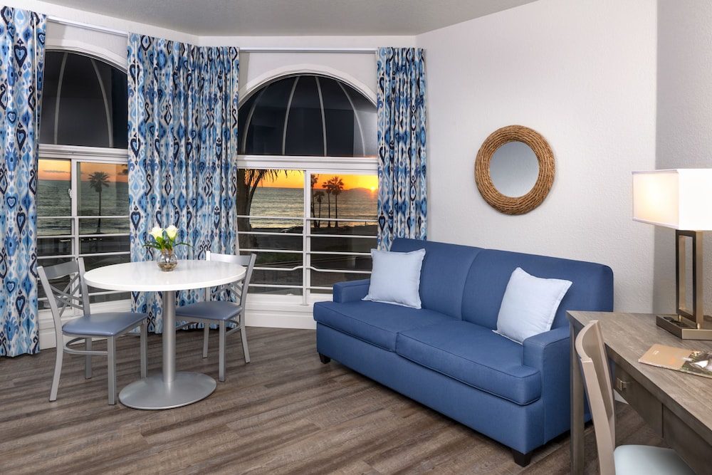 Beachfront Inn and Suites at Dana Point - photo 17
