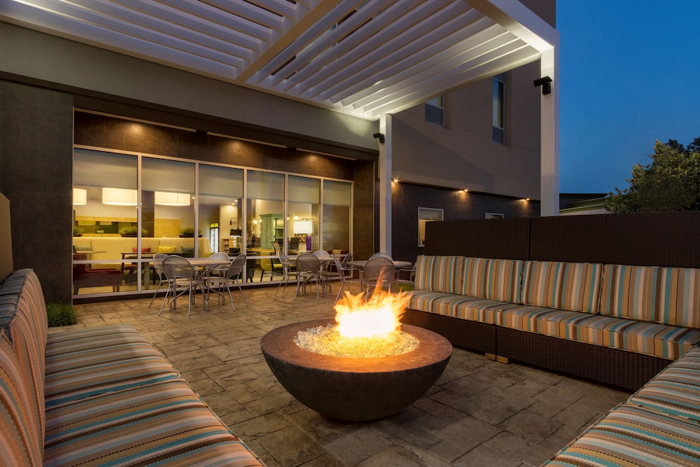 Home2 Suites by Hilton Houston Stafford - photo 21