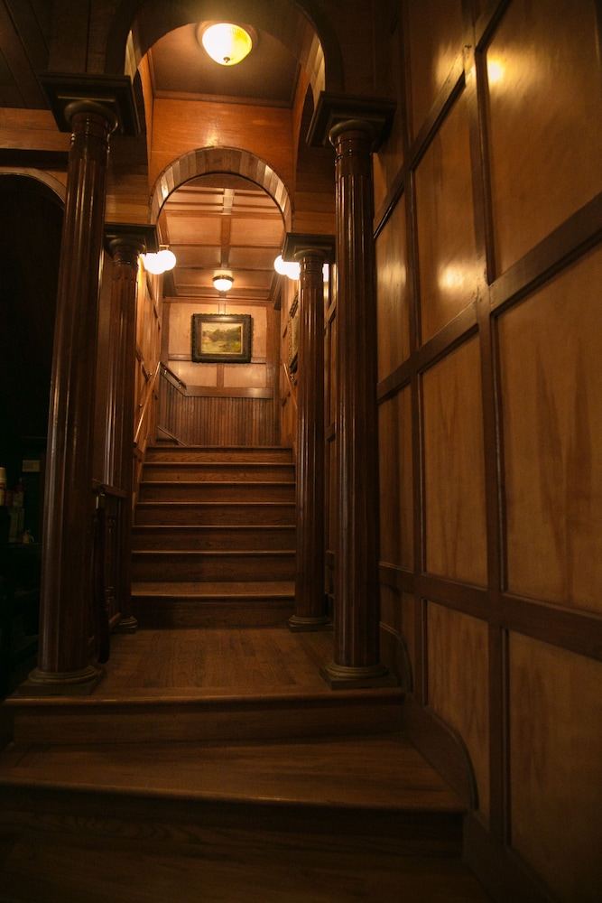 The Grand Hotel - photo 10