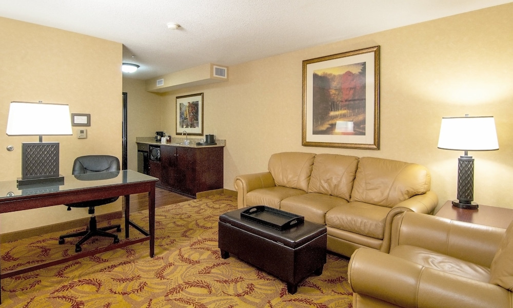 The Grand Hotel Salem - photo 23