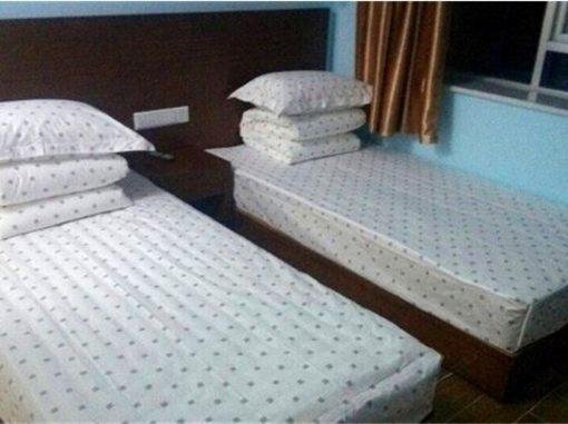 Jinsanjiao Express Inn — hotel in Fucheng