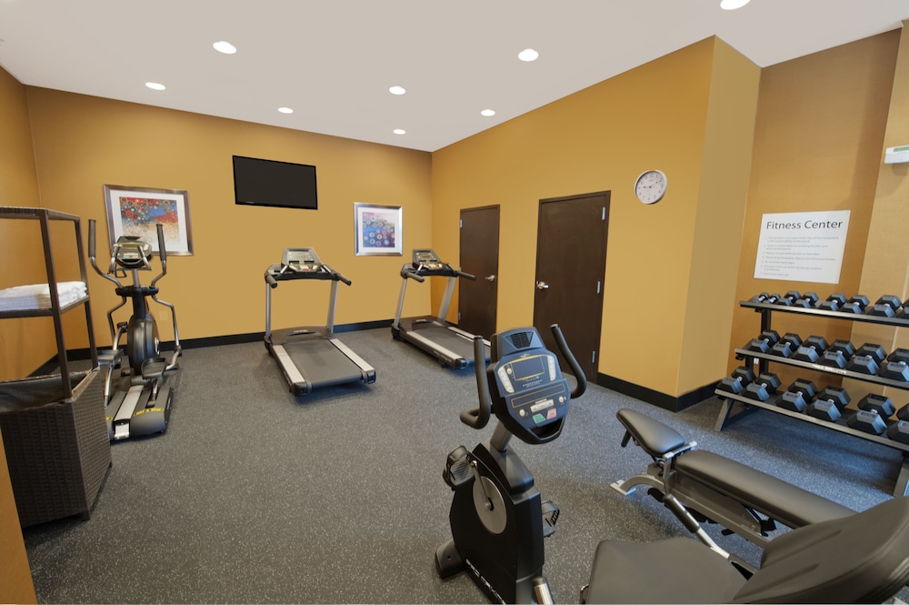 Holiday Inn Express Fredericksburg Southpoint by IHG - photo 22