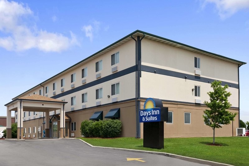 Days Inn & Suites by Wyndham Romeoville - photo 53
