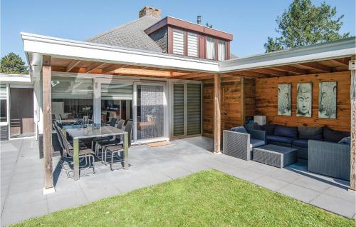 Oud Kempen Bungalow 181 — 5-Star Luxury Hotel in Stavenisse, Netherlands