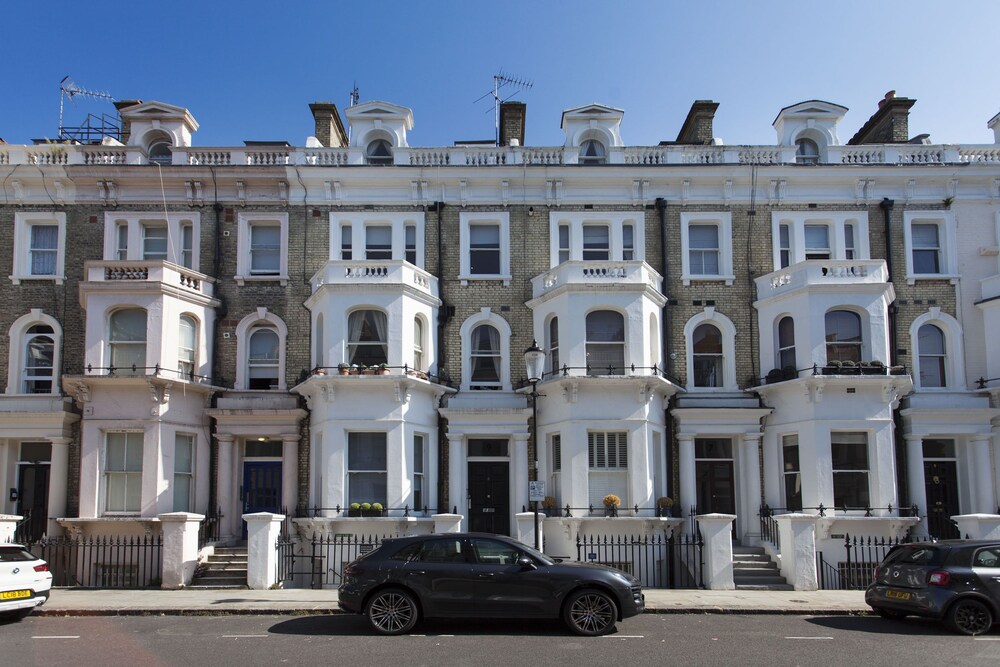 Chelsea Residential Atmosphere — 4-Star Luxury Hotel in London, United Kingdom