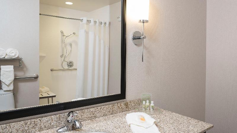 Holiday Inn Indianapolis Airport by IHG - photo 36