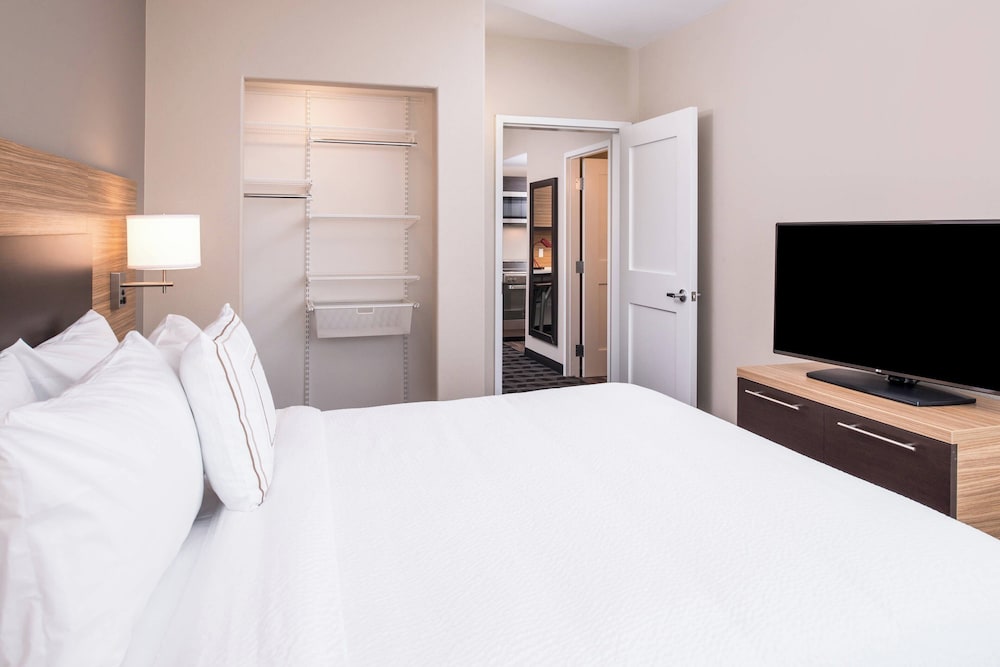TownePlace Suites by Marriott Merced - photo 11