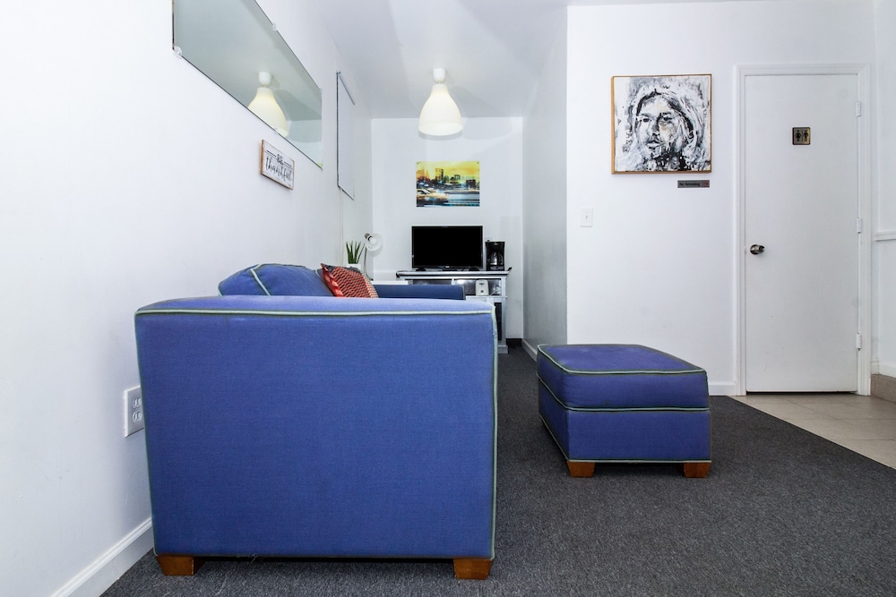 Racpanos Modern Stay on Forrest Street - photo 43