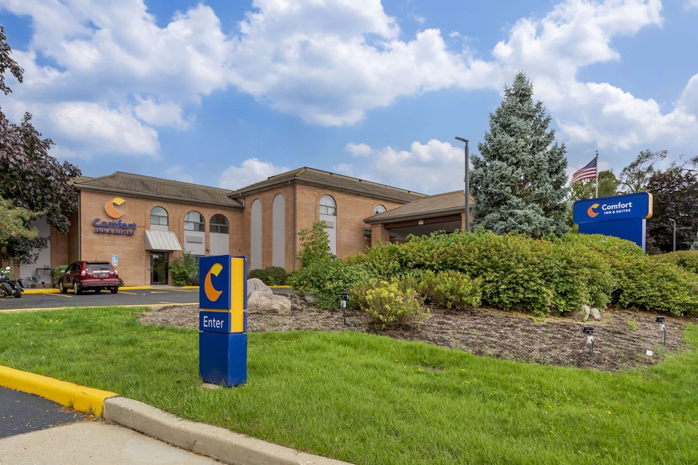 Comfort Inn & Suites Mundelein Vernon Hills - photo 18