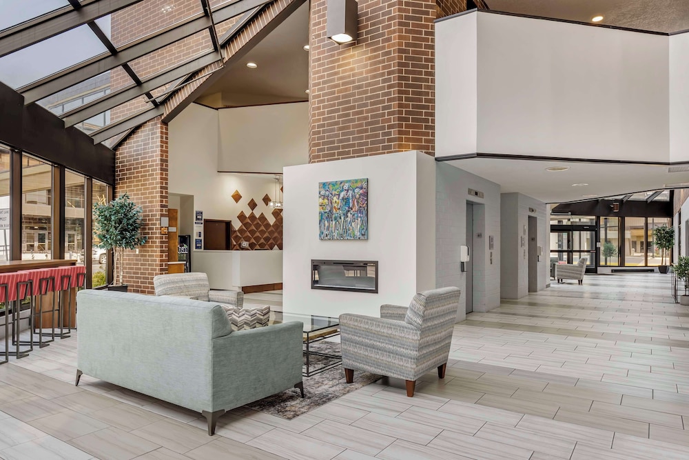 Best Western Plus Executive Residency Waterloo & Cedar Falls - photo 5