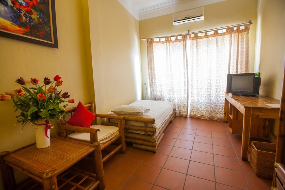 Bamboo Hotel - last minute hotel in Hanoi