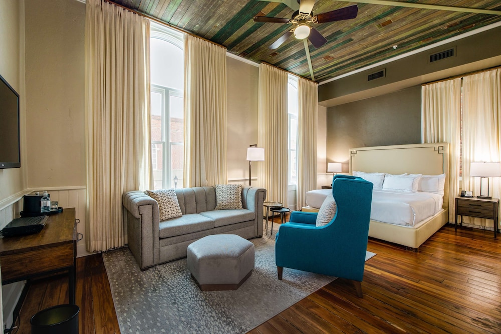 Hotel Florence Tapestry Collection by Hilton - photo 32