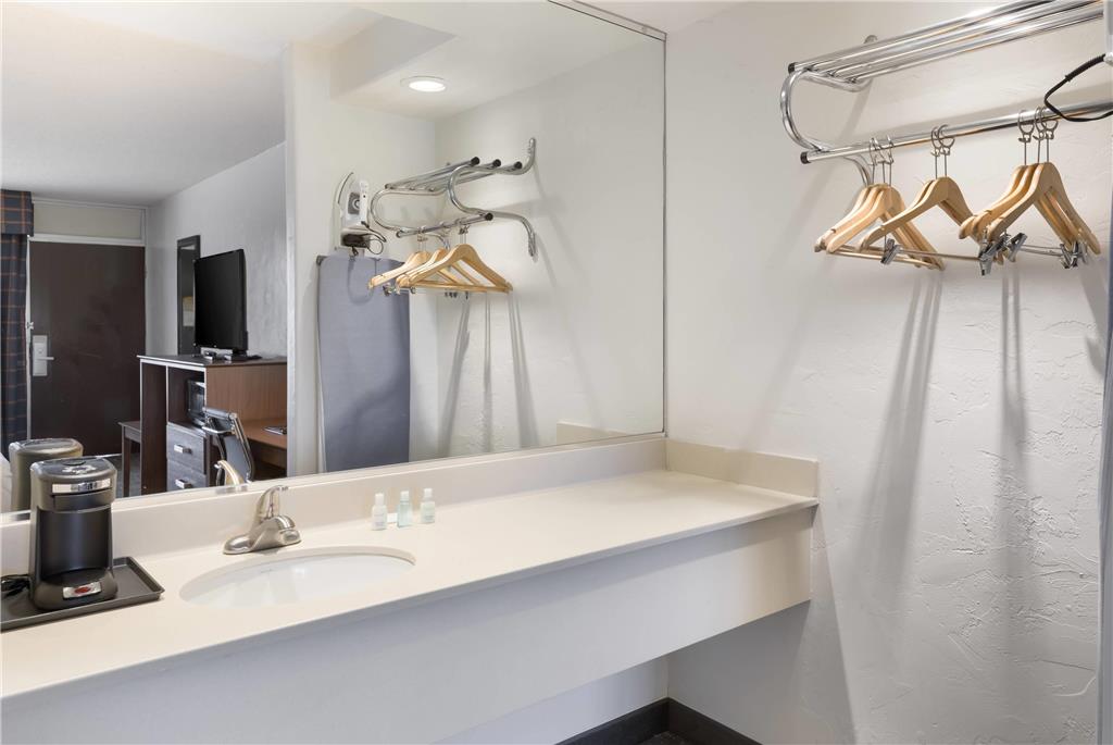 Clarion Hotel Concord Walnut Creek - photo 23