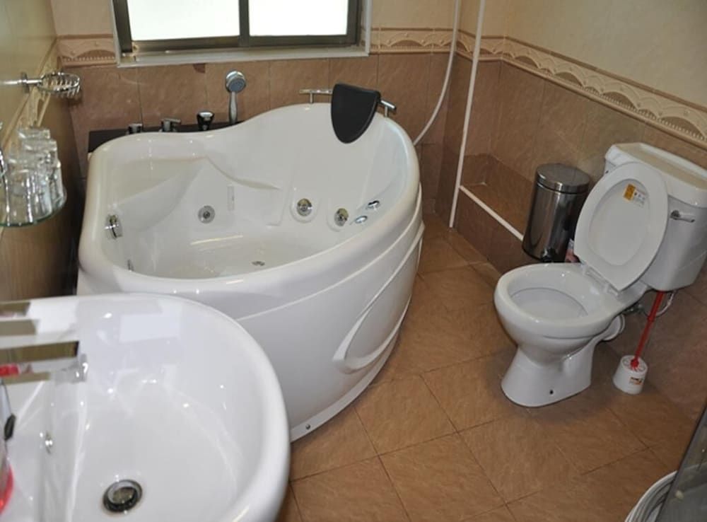 Ridgeways Park Hotel - last minute hotel in Nairobi