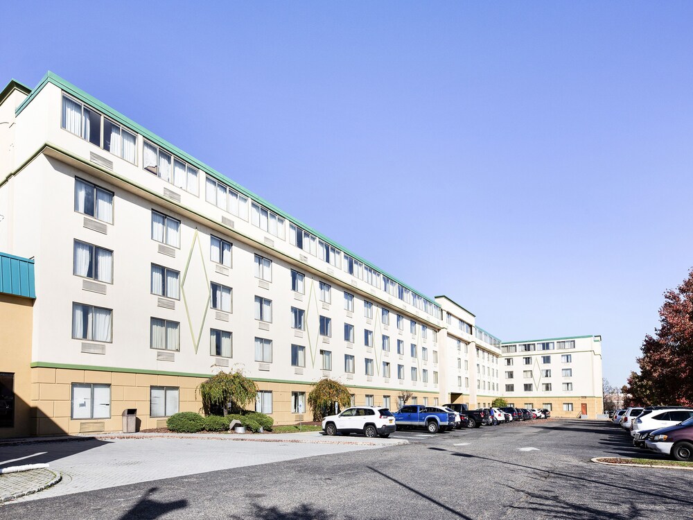 FairBridge Hotel & Conference Center East Hanover - photo 38