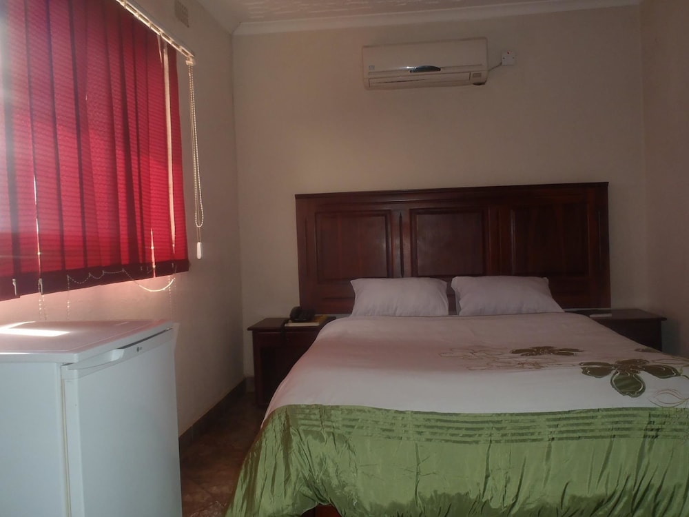 Richland Lodge Choma — Choma — photo 5