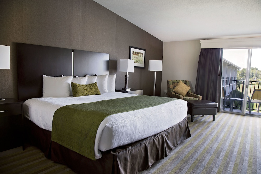 Historic Concord Suites - photo 7