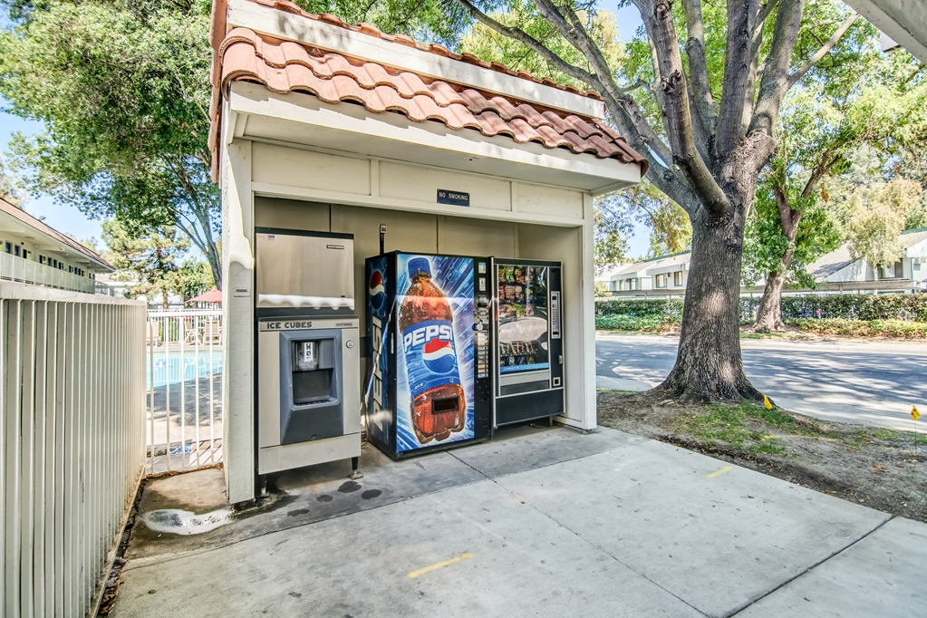 Motel 6 Stockton CA North - photo 26
