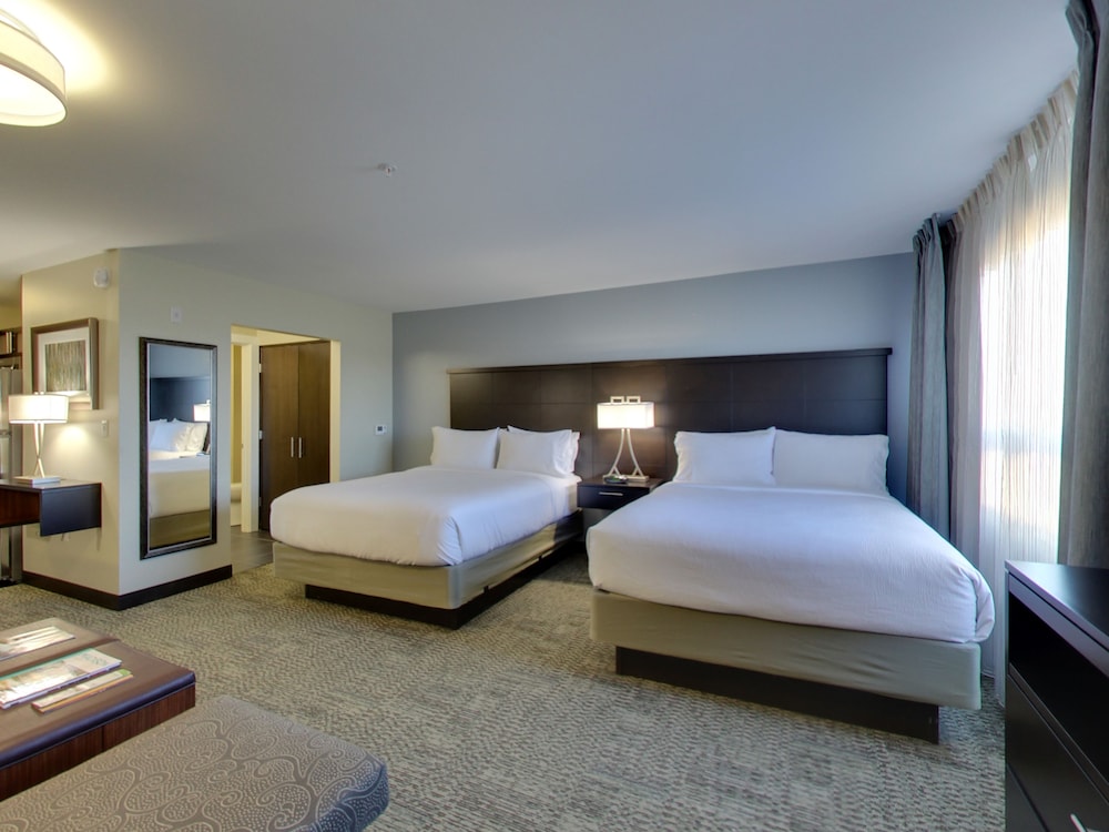 Staybridge Suites Madison Fitchburg - photo 5