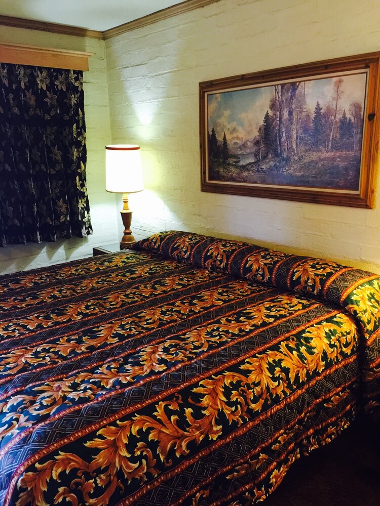 Lovelock Inn - photo 10