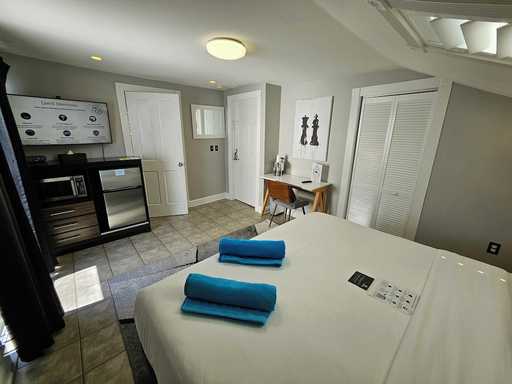 Bishop Hotel Key West - photo 27