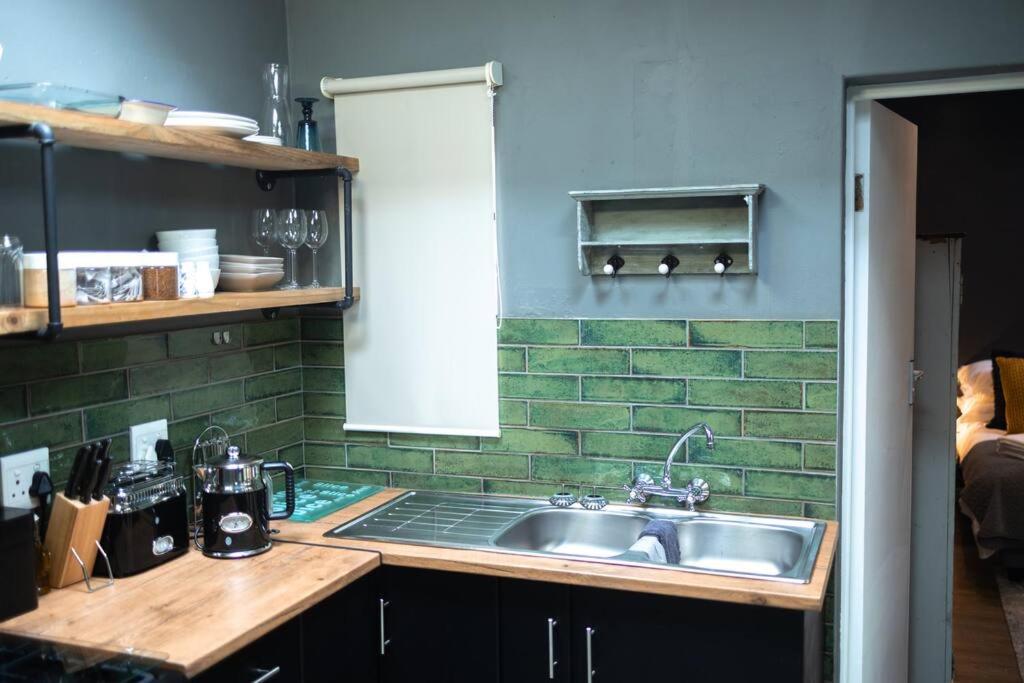 City Scape Nest Suites Unit 1 — Mossel Bay — photo 2