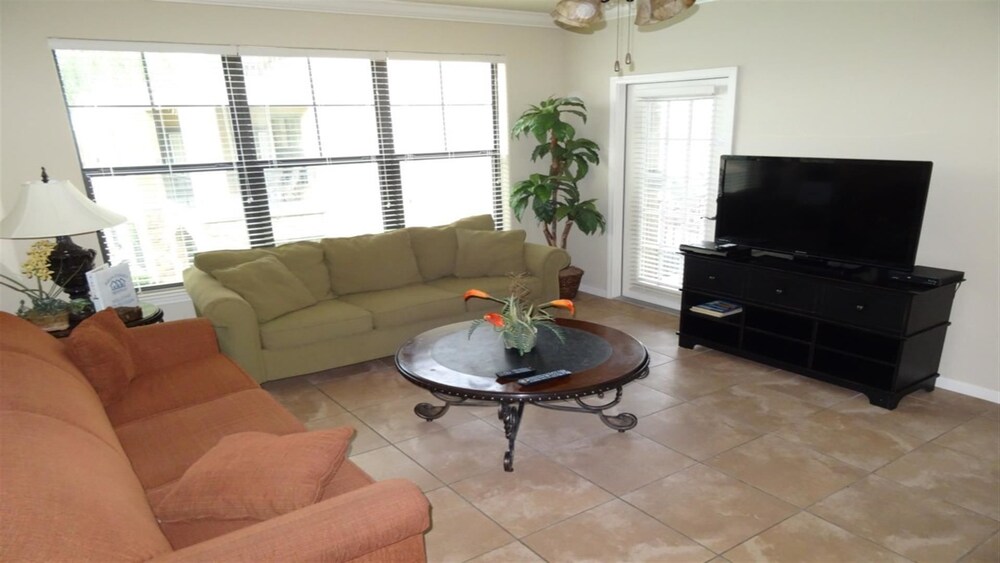 Ip60483 Bella Piazza Resort 3 Bed 3 Baths Condo - photo 13